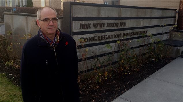 Martin Boodman dirige un comité de la sinagoga Dorshei Emet que apadrinará algunos refugiados sirios.