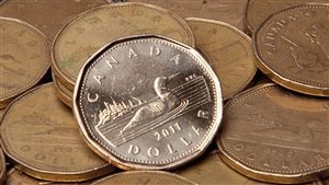  The now-weaker Canadian dollar should buttress manufacturing output, with Ontario and Quebec being the greatest beneficiaries, not only in export volumes today but over time, says the CIBC World Markets report.