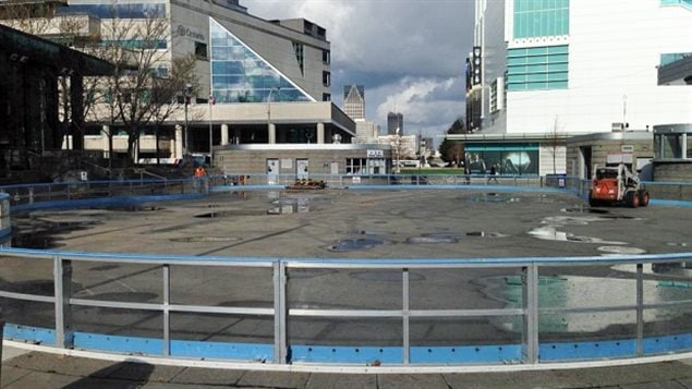 La patinoire du carré Charles Clark à Windsor dans le sud de l'Ontario...