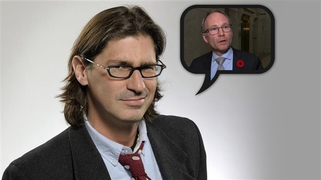Jean-René Dufort parle des mots employés par le gouvernement pour gérer les finances. Jean-René Dufort parle des mots employés par le gouvernement pour gérer les finances.