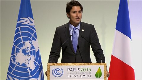 « Nous ne sacrifierons pas la croissance, nous lui donnerons un élan », a lancé cette semaine à Paris le premier ministre canadien Justin Trudeau.