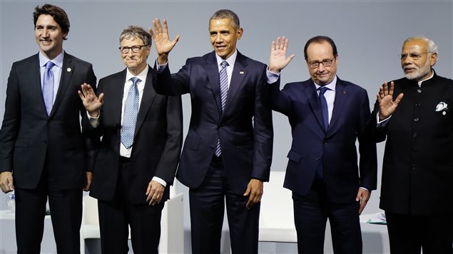 Au sommet de Paris cette semaine, le premier ministre du Canada, Justin Trudeau, le PDG de Microsoft, Bill Gates, le président américaine Barack Obama, le président de la France, François Hollande, et le premier ministre de l'Inde, Narendra Modi.