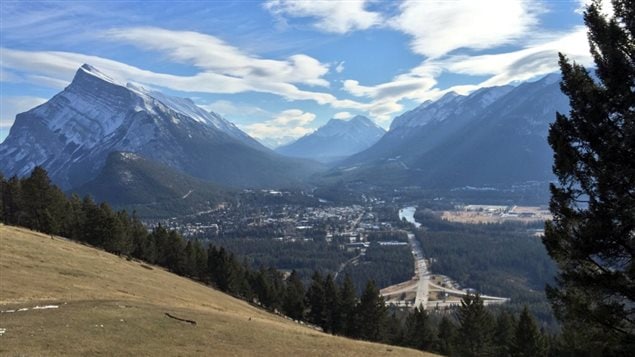 Vue de la municipalité de Banff. Le parc national Banff attire chaque année plus de trois millions de visiteurs.