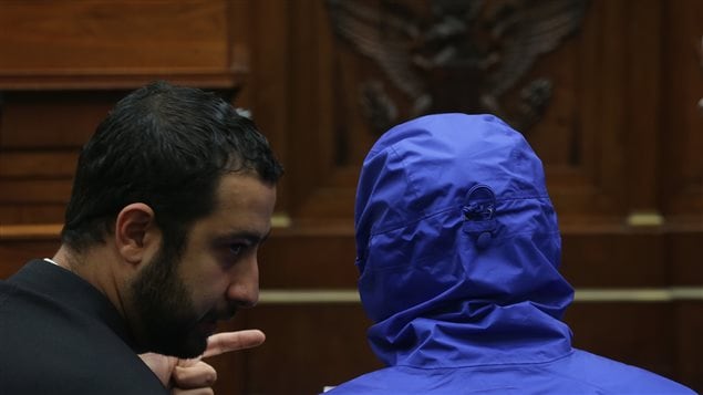 المنشقّ السوري المعروف باسم "القيصر" يدلي بشهادته أمام الكونغرس الأميركي حول التعذيب في السجون السوريّة  في  31-07-2014