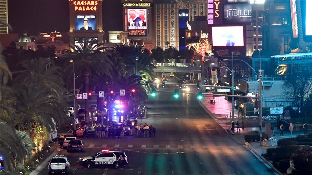 الشرطة تحقّق في موقع حادث السير في لاس فيغاس