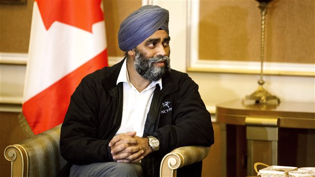 El ministro de Defensa canadiense, Harjit Sajjan.