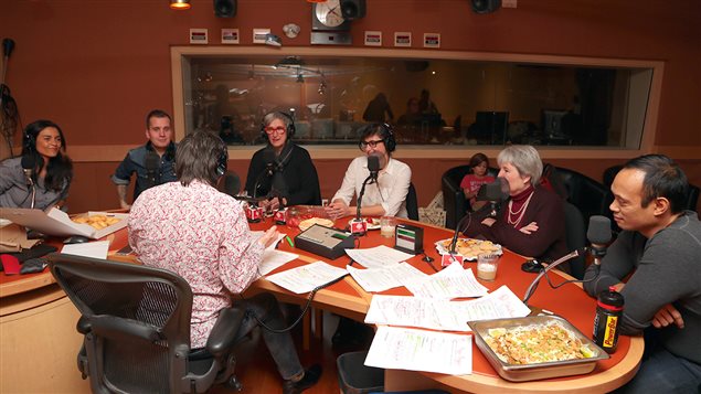 Les invités de Francis Reddy : Alexandra Diaz, Paolo Oliveira, Elena Faita, Christelle Tanielian, Peggy Regan et David Pendon Les invités de Francis Reddy : Alexandra Diaz, Paolo Oliveira, Elena Faita, Christelle Tanielian, Peggy Regan et David Pendon