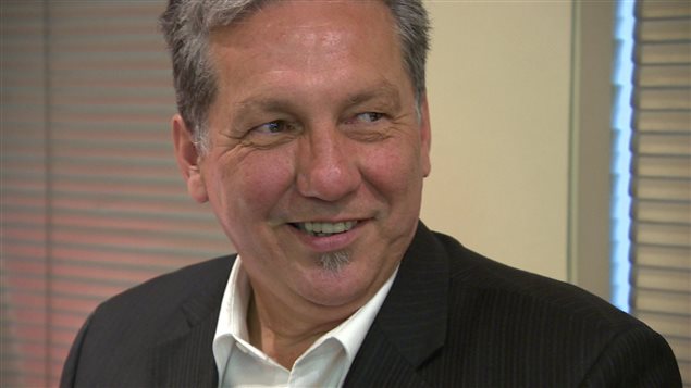 Le député de Saint-Boniface/Saint-Vital Daniel Vandal Le député de Saint-Boniface/Saint-Vital Daniel Vandal