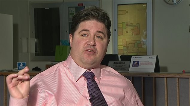Le ministre des Anciens Combattants Kent Hehr: «Les Canadiens sont à juste titre, choqué et abasourdi quand ils entendent des anciens combattants sans abri. Photo : CBC