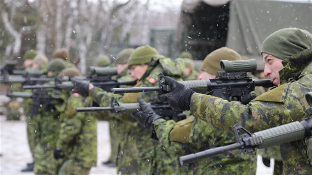  Canadian soldiers practice their shooting skills during Operation UNIFIER, Canada’s military training mission to Ukraine, at the International Peacekeeping and Security Centre (IPSC) in Starychi, Ukraine on December 30, 2015.