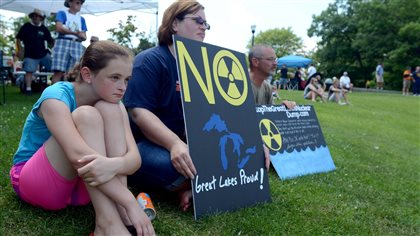 On Aug 16, 2015 people gathered in Port Huron, Michigan to join the opposition in both Canada and the U.S. to the plan to store nuclear waste not far from Lake Huron.