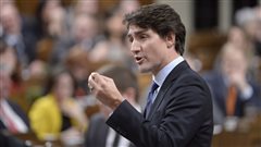 Le premier ministre Justin Trudeau a répondu aux question des ses adversaires.