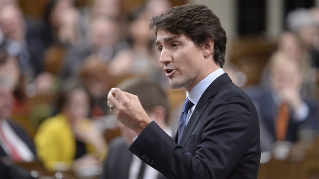 Le premier ministre Justin Trudeau au Parlement Lundi. Selon lui, le rôle du gouvernement canadien sera d’agir comme un arbitre responsable dans ce projet et non de s’en faire le promoteur comme le précédent gouvernement.
