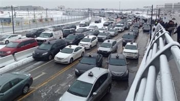 ing to Pierre Elliott Trudeau airport on Wednesday. We see lots and lots of taxis creating a major traffic jam.