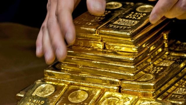 In 1965 Canada was one of the top ten gold reserves in the world at over 1,000 tons of the precious metal. Now it sold off a large portion of its small remaining holdings.
