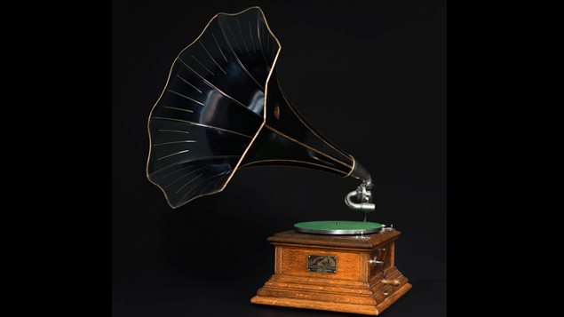 Un gramophone