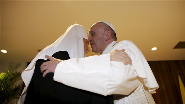 El papa Francisco y el patriarca Cirilo, jefe de la iglesia ortodoxa rusa. 