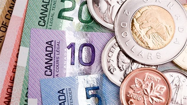 A new survey seems to indicate that almost half of Canadians are literally living paycheque to pqycheque and are only  about $200 away from defaulting on bills or payments