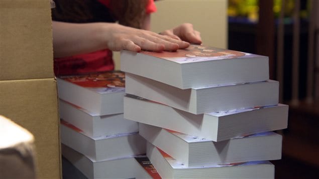 Le Traité de Marrakech permet l’importation et l’exportation de livres et autres œuvres soumis au droit d’auteur en versions accessibles sans autorisation préalable des auteurs ou des éditeurs. Le gouvernement du canada a déposé un projet de loi visant sa ratification.