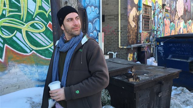 Nolan Schmerk, professeur de hip hop et de skateboard à l'école secondaire catholique La Vérendrye à Thunder Bay. Nolan Schmerk, professeur de hip hop et de skateboard à l'école secondaire catholique La Vérendrye à Thunder Bay.