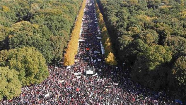 Oct 2015 250,000 anti-CETA, anti-TTIP protesters in Berlin