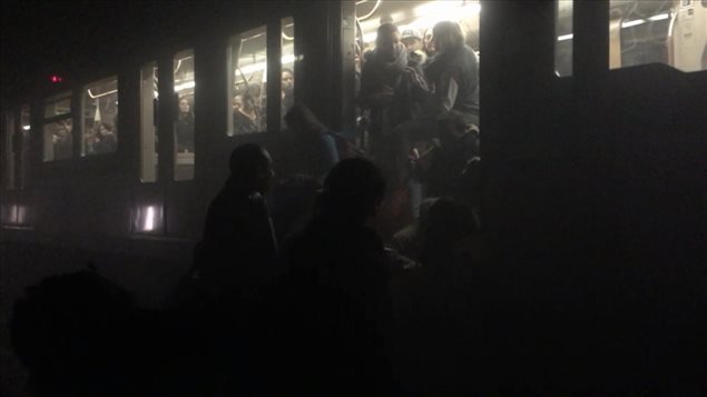 Evacuación del metro de Bruselas.