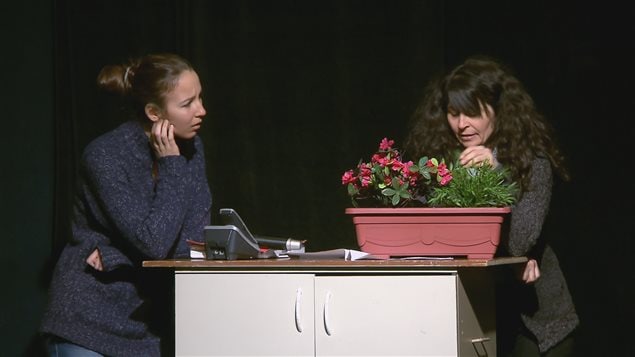 Miembros de la comunidad musulmana montaron una exposición y una obra de teatro para explicar su religión.
