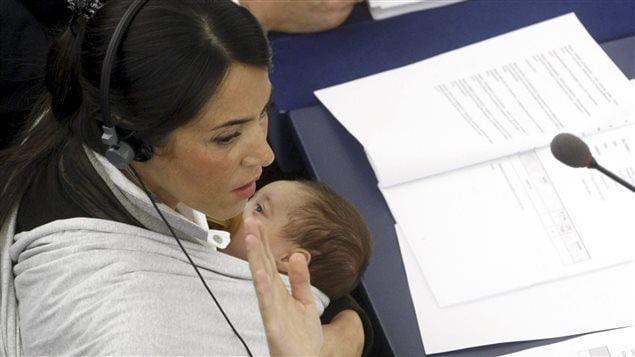 Italian European Parliament member Licia Ronzulli voted on maternity leave legislation in October 20, 2010. Paid leave has been found to be beneficial for babies in wealthy countries and, now, in other countries too.