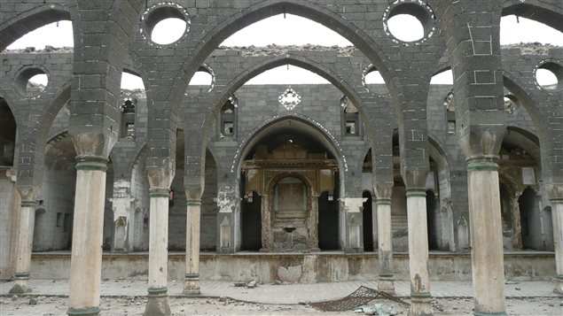  Ruins of the St. Giragos Armenian church in Diyabakir, Turkey, before the church was restored in 2011.