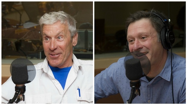 Le propriétaire de l'entreprise Toilette Royal, Roy Clément et l'animateur Stéphane Fallu. Le propriétaire de l'entreprise Toilette Royal, Roy Clément et l'animateur Stéphane Fallu.