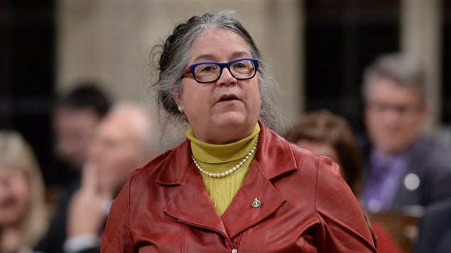 Diane Lebouthillier,ministra de Hacienda de Canadá.