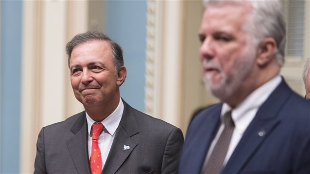 Sam Hamad y el priemer ministro Philippe Couillard.