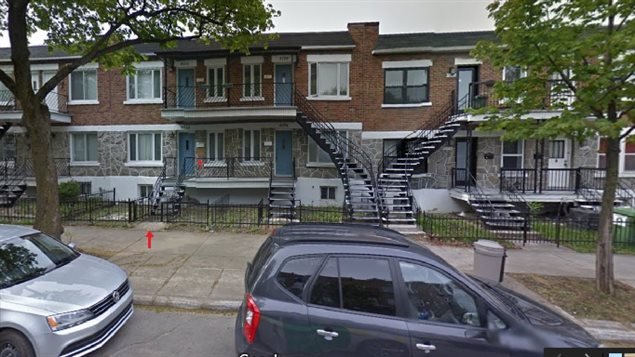 Jackie and Rachel Robinson moved to this house on Ave de Gaspe, in Montreal, a white neighbourhood where they were treated with kindness and respect, a big change from their US experience.. REd arrow indicates the apartment, and the small arrow the US embassy plaque.