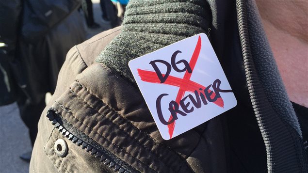 Des élèves, appuyés de leurs enseignants et de nombreux parents, demandent la démission de la directrice générale du Séminaire du Sacré-Coeur. Des élèves, appuyés de leurs enseignants et de nombreux parents, demandent la démission de la directrice générale du Séminaire du Sacré-Coeur.