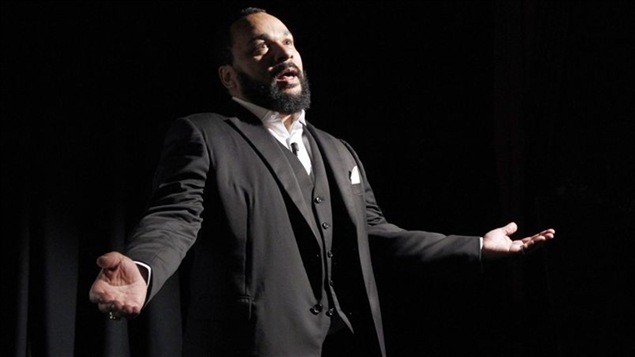 L'humoriste Dieudonné en spectacle L'humoriste Dieudonné en spectacle