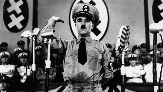 من فيلم الديكتاتور لتشارلي شابلن