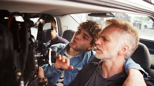 Le réalisateur Xavier Dolan et le directeur photo André Turpin sur le plateau de tournage de « Juste la fin du monde » Le réalisateur Xavier Dolan et le directeur photo André Turpin sur le plateau de tournage de « Juste la fin du monde »