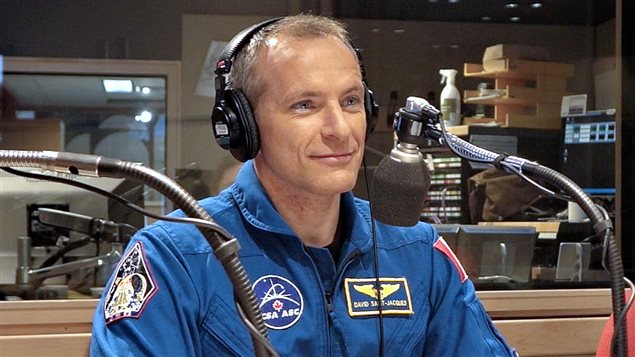 El astronauta quebequense David Saint-Jacques en Radio Canadá.
