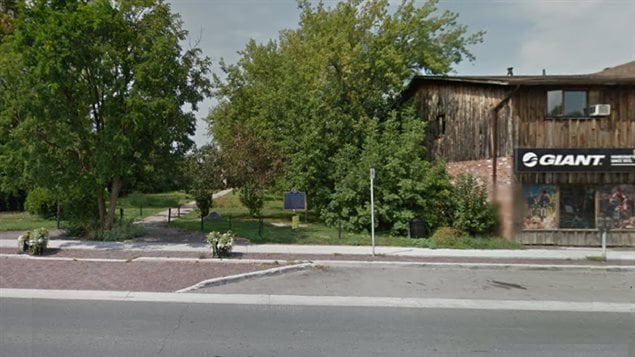 Ontario government official plaque located at approx 353 Wilson Str E, Hamilton (Ancaster)