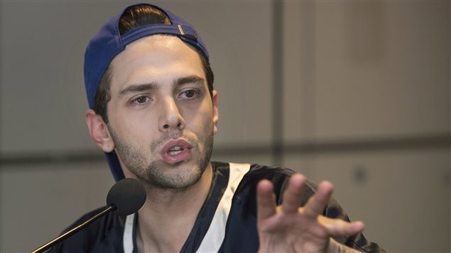 المخرج والممثل السينمائي الكندي كزافييه دولان، وهو ابن الممثل والمغني الكندي المصري الأصل مانويل تادروس (أرشيف).