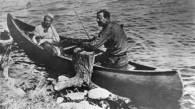 Tom Thomson (R) with Arthur Lismer, fishing in Algonquin Park. Lismer would later become a member of the famous Group of 7 painters. That group said Thomson’s work was an inspiration for their painting direction.