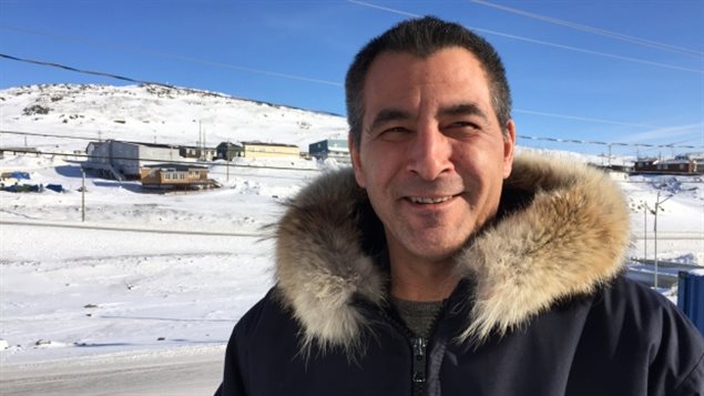 Hunter Tootoo 来自因纽特人居住的努纳吾特特区