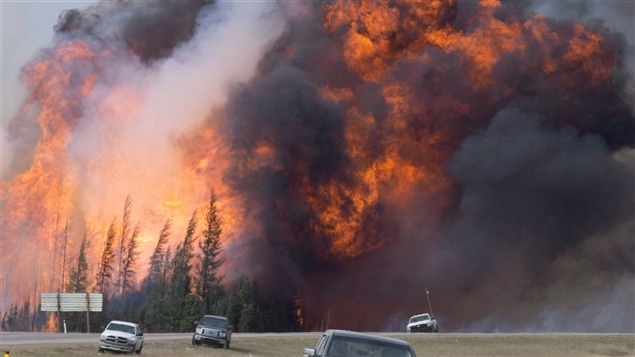 Incendio forestal en Fort McMurray, Alberta.