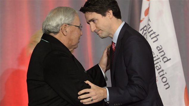 Le sénateur indépendant Murray Sinclair a été nommé au Sénat, en mars, par le Premier ministre Justin Trudeau. Murray Sinclair est l’ancien président de la Commission de vérité et réconciliation. 