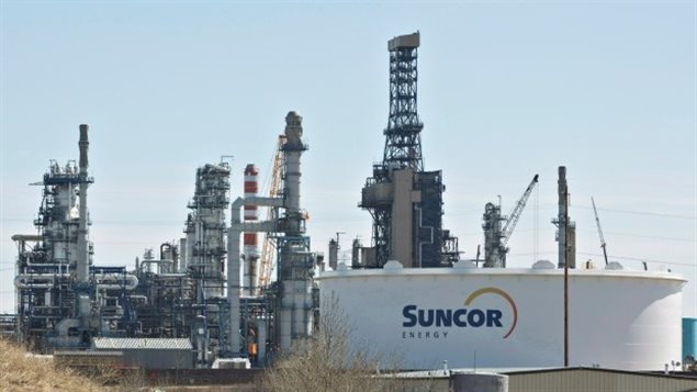 مصفاة النفط التابعة لشركة "صنكور" (Suncor) في إدمونتون، عاصمة مقاطعة ألبرتا في غرب كندا.