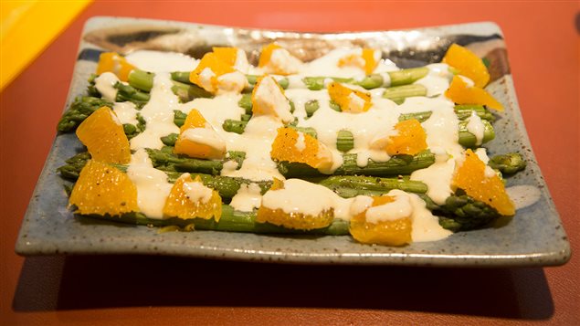 Asperges à l'orange Asperges à l'orange
