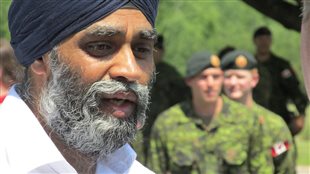 Harjit Sajjan, Ministre canadien de la Défense nationale