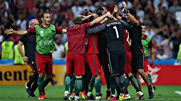 Le Portugal accède aux demi-finales de l'Euro 2016 Le Portugal accède aux demi-finales de l'Euro 2016