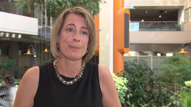 Debie Daviau es la presidenta del Instituto Profesional de la Función Pública de Canadá, IPFPC.