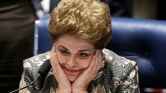 Dilma Rousseff en sesión senatorial previa a la decisión definitiva sobre su destitución